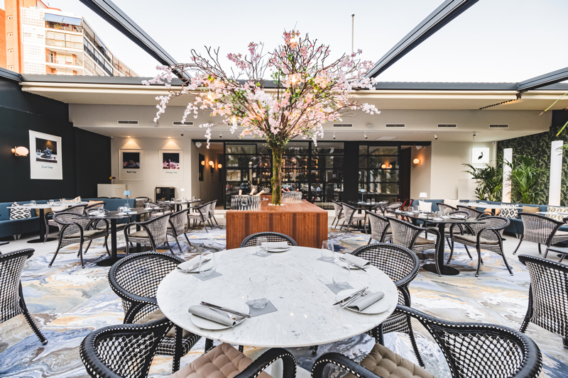 Restaurante Pelican: cocina japonesa y coctelería de autor