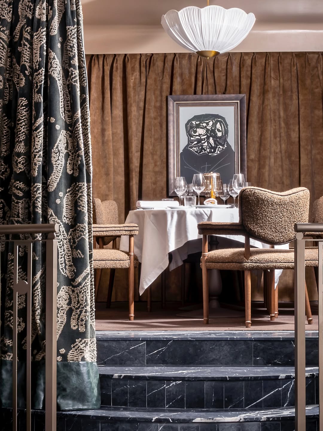 El comedor privado del restaurante Ramón Freixa Tradición complementa la propuesta del espacio Atelier.