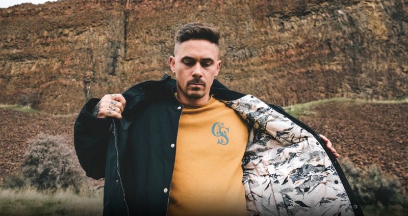 Ropa de senderismo retro pero moderna