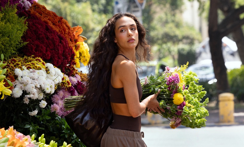 ropa deportiva Bershka nueva colección mujer