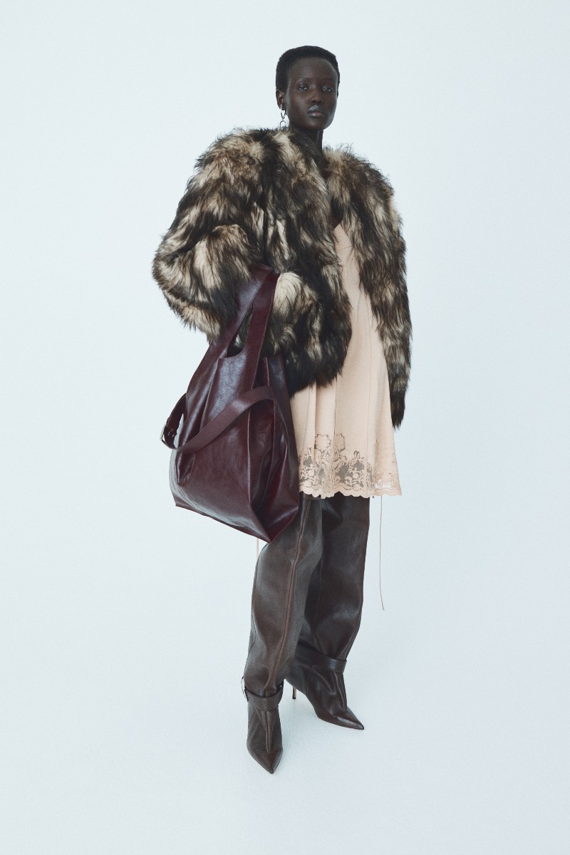 ropa mujer h&m studio 2025 nueva colección otoño invierno