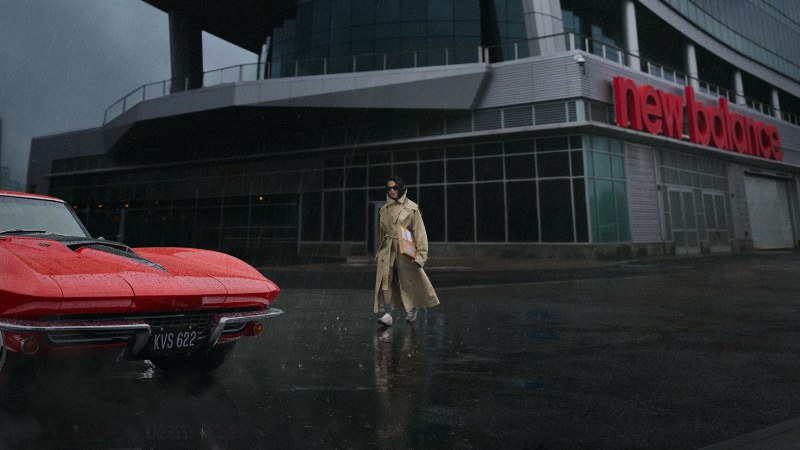 Rosalía con zapatillas New Balance