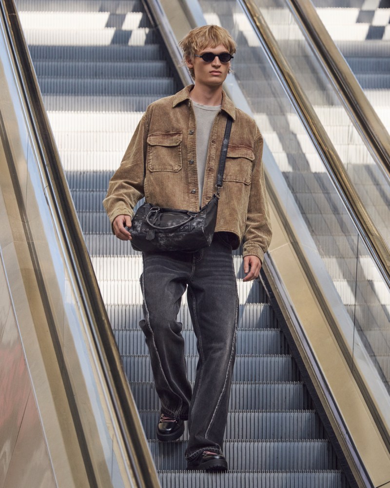 Nueva colección Bershka moda urbana vaqueros