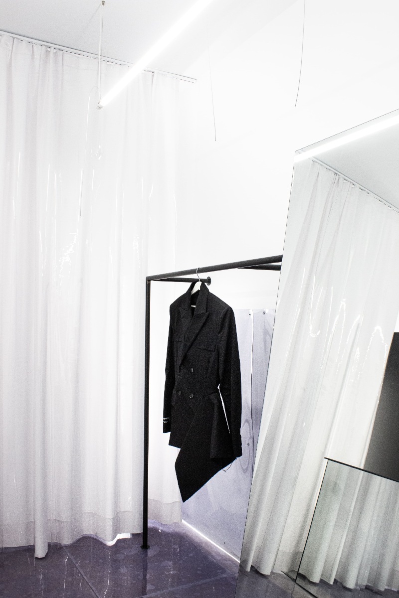 tienda moda españa acromatyx madrid