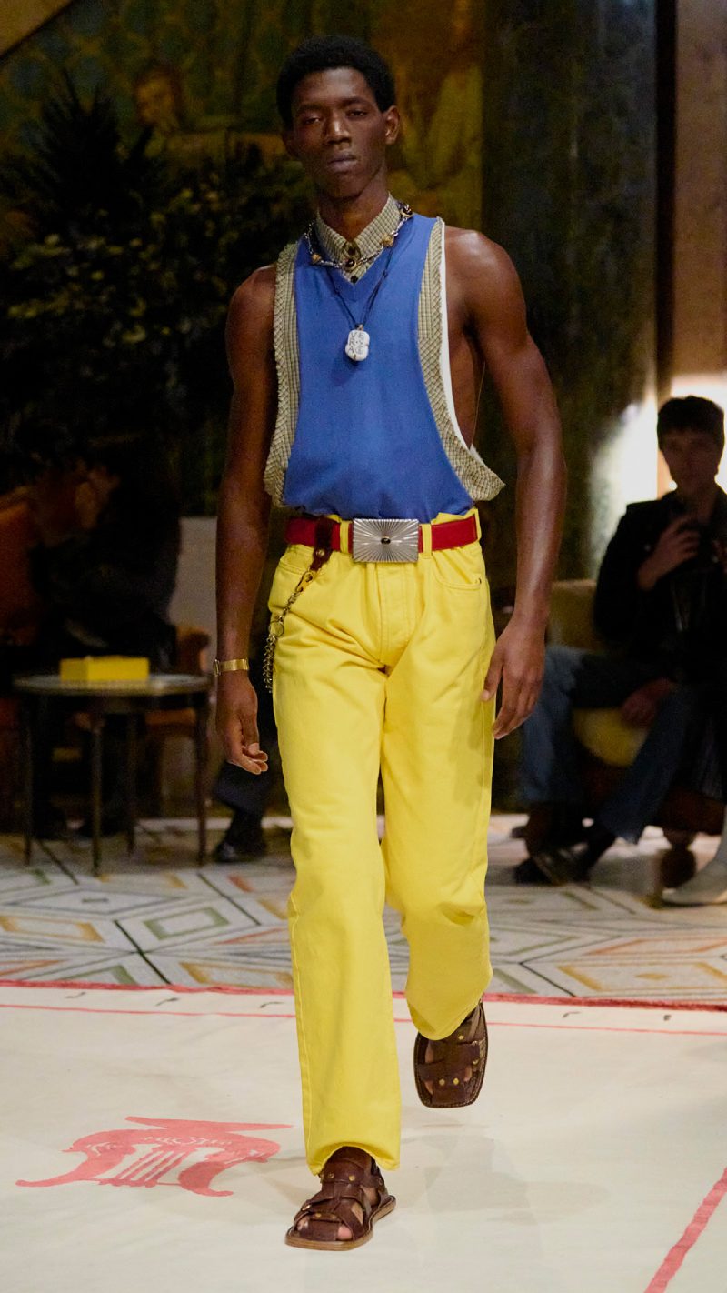 Versace ss26 nueva colección debut Dario Vitale