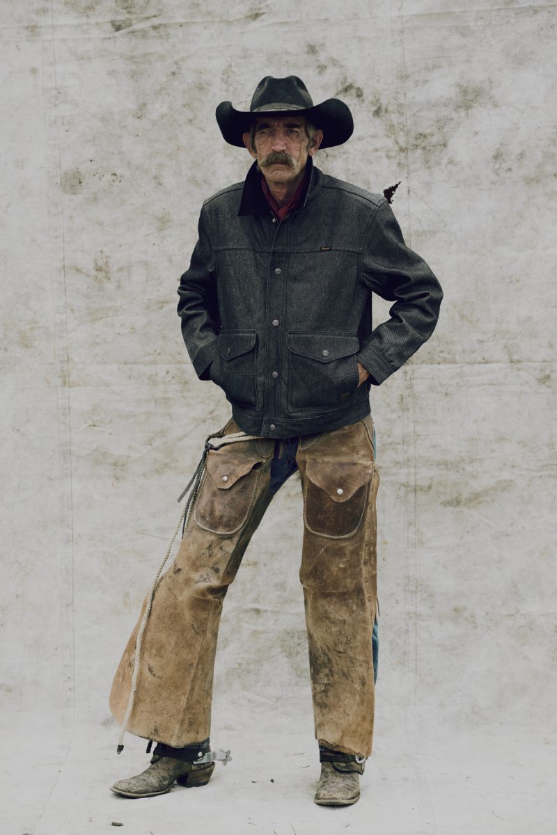 Tendencias otoño invierno 2025: estilo vintage americana y ropa de trabajo