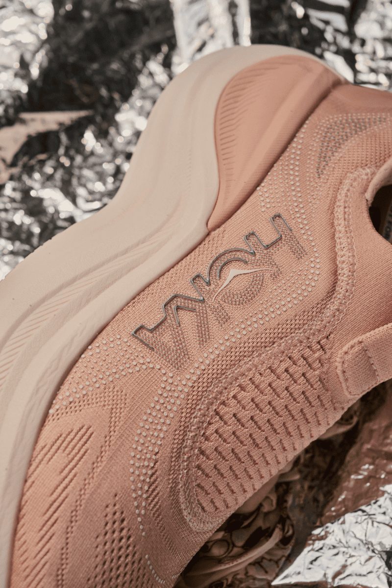 zapatillas sin cordones tendencia otoño hoka deporte