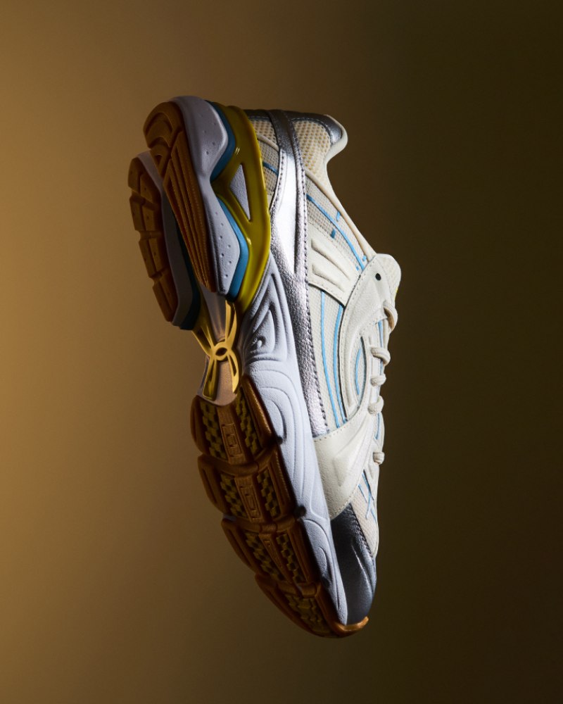 Tus nuevas runners de los 2000 son de Under Armour