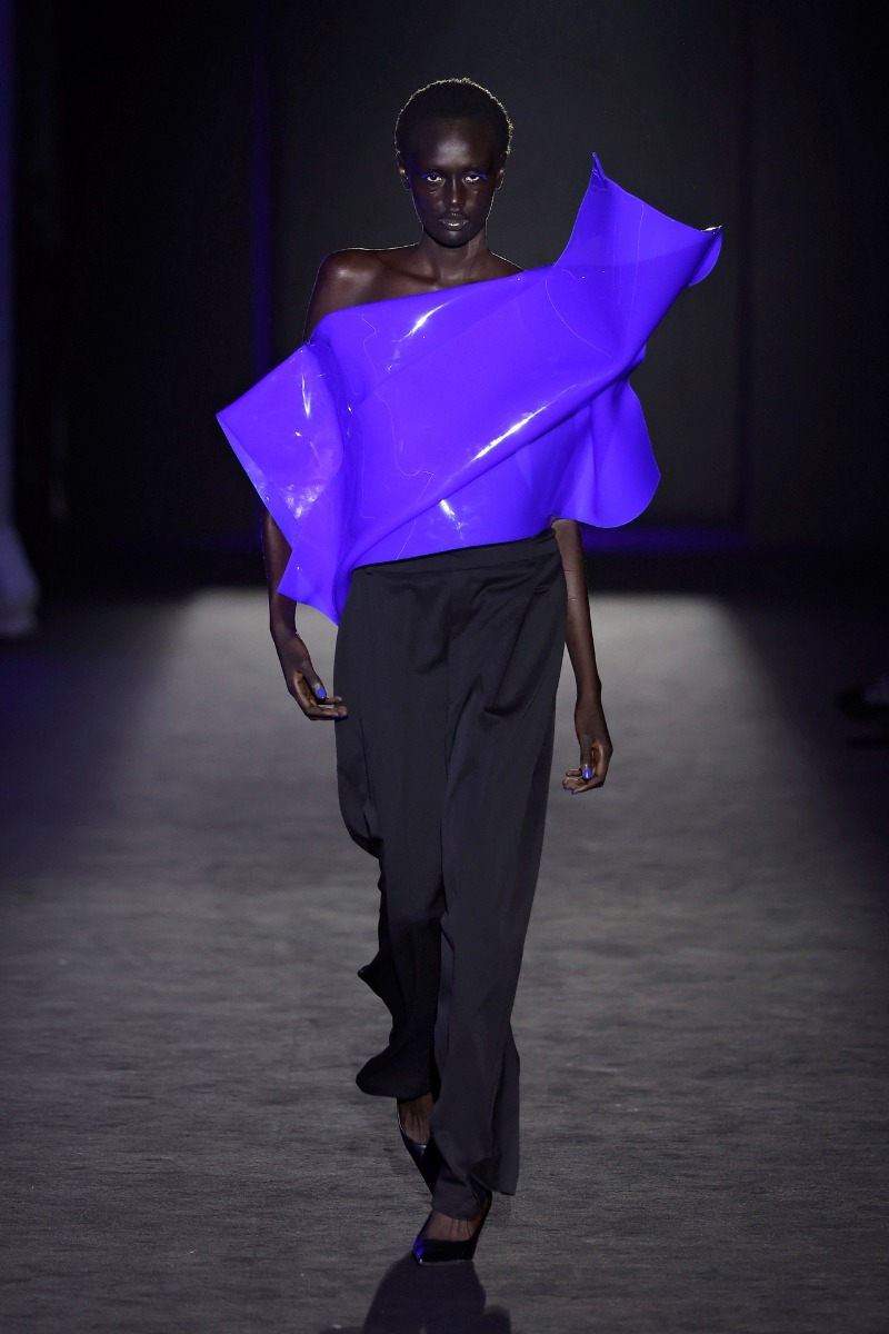 080 barcelona fashion desfile Acromatyx