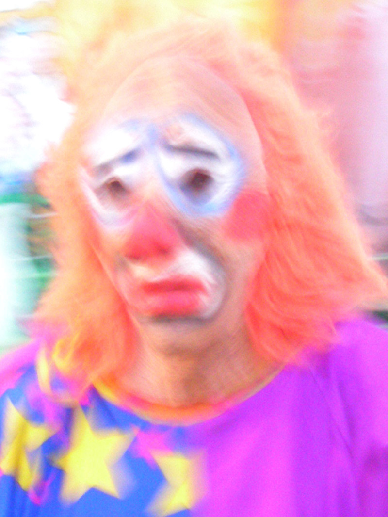 Apocalisis Putin - foto de un payaso desenfocada