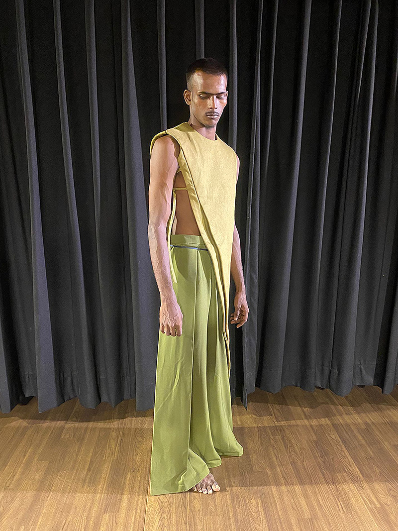 Dani Pannullo Lo incorpóreo - imagen de baularín con prendas de diseñador indio