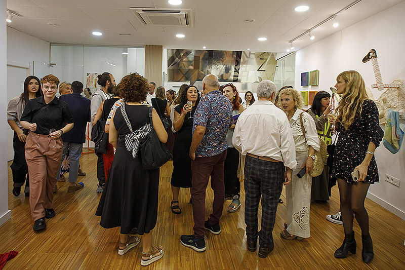 Imagen de fiesta de inauguración