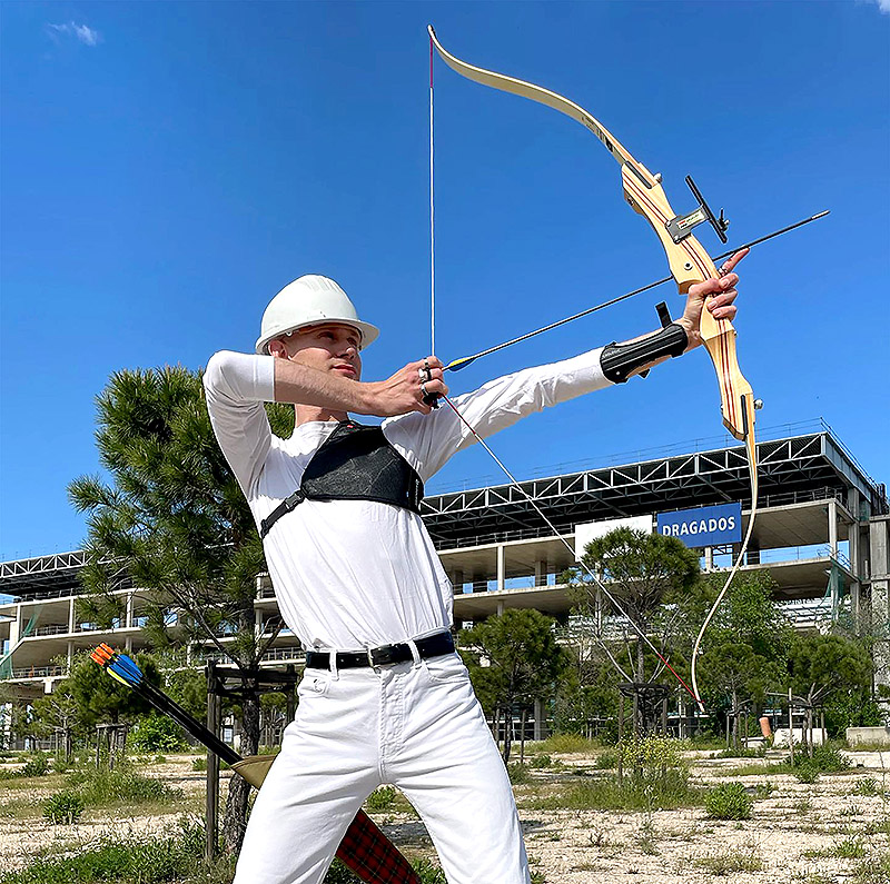 Imagen de Erik tirando al arco