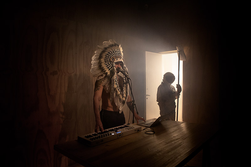 La fuerza de la Gravedad - un momento de la representación teatral