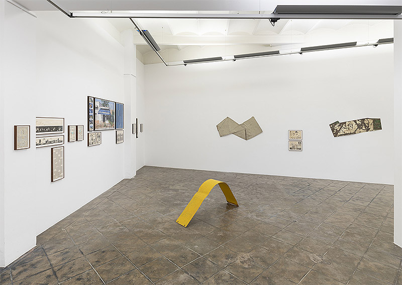 Luce - Imagen de instalación artística en una galería