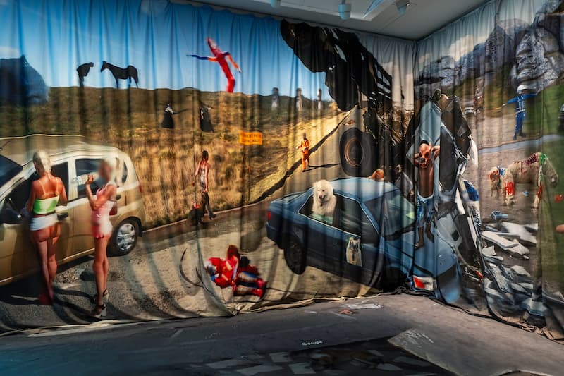 Nine Eyes de Jon Rafman, vista exposicion