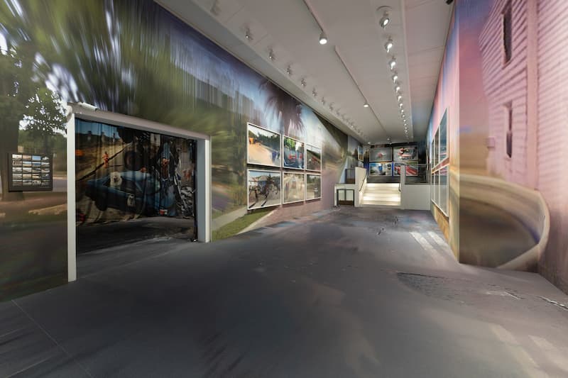 Nine Eyes de Jon Rafman, vista exposicion