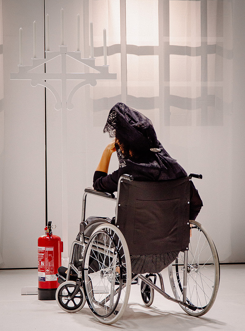 foto de una obra de teatro de Pablo Messiez