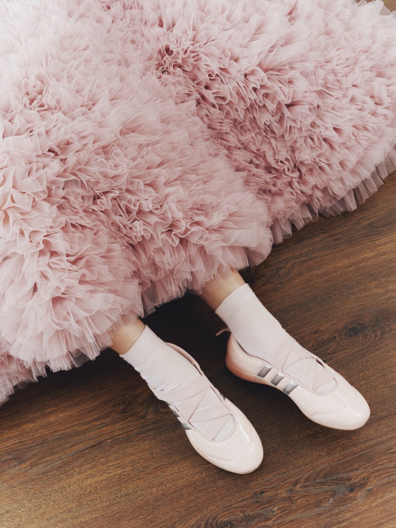 Tendencias zapatillas otoño invierno 2025: torpedo sneakers