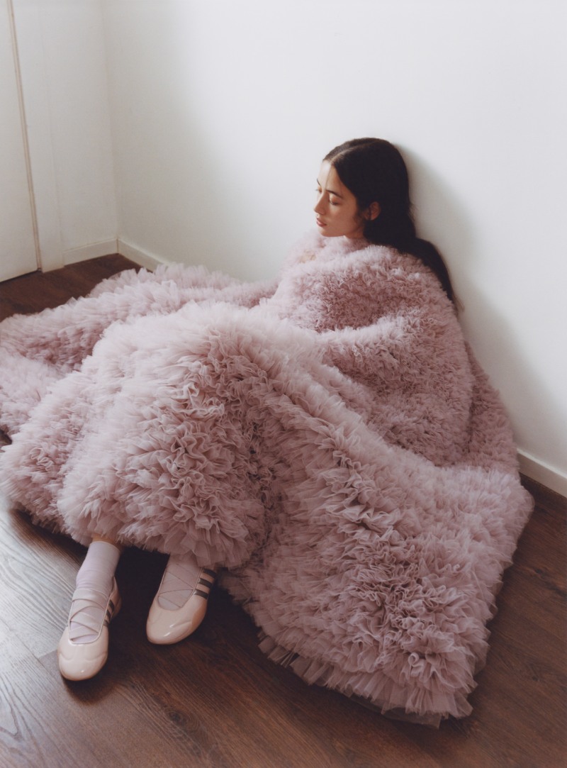 Tendencias zapatillas otoño invierno 2025: torpedo sneakers