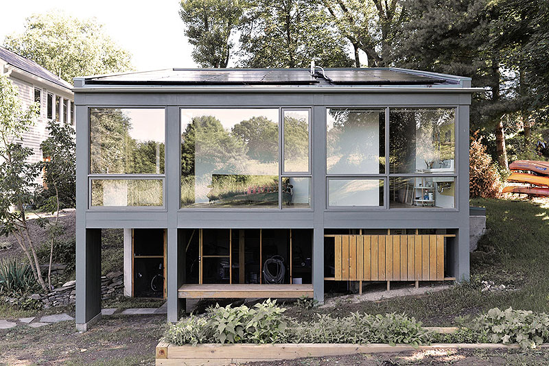 Ballman Khapalova hace de unas ruinas un lugar para pintar