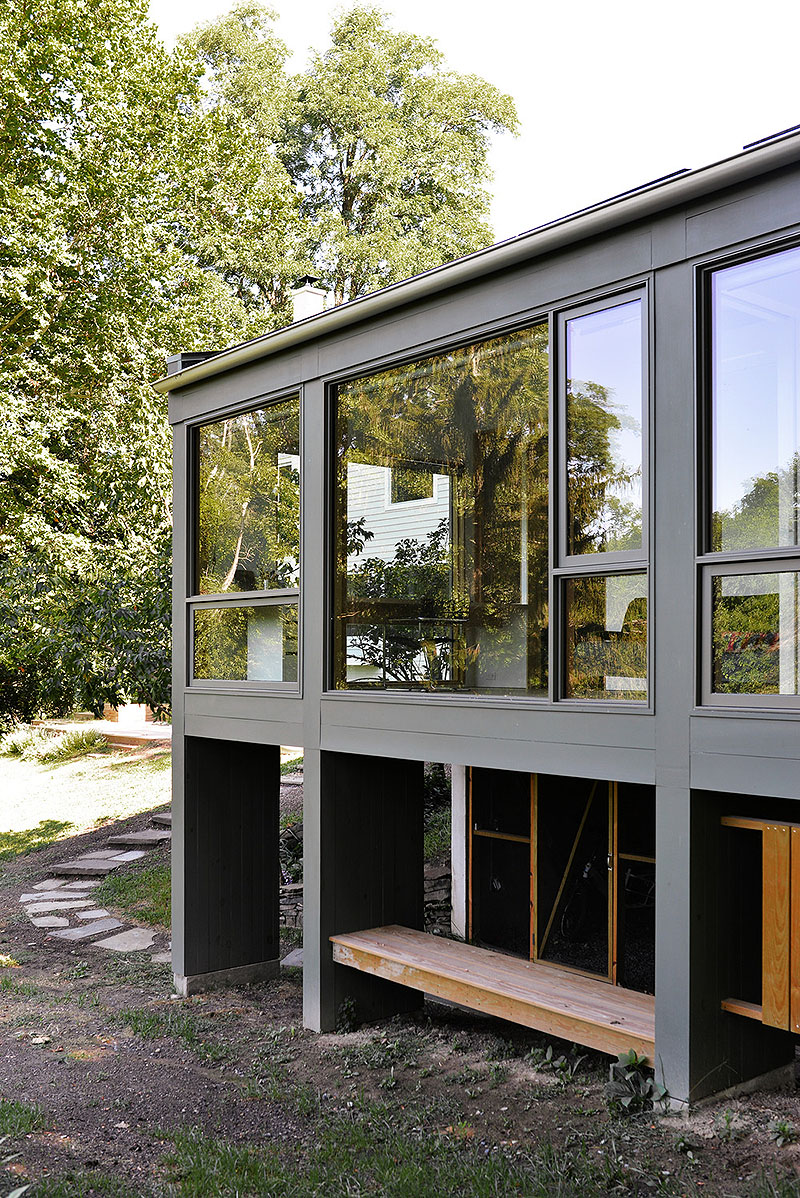 Ballman Khapalova hace de unas ruinas un lugar para pintar