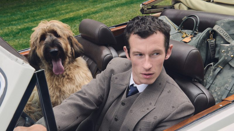Callum Turner y Bellingham son los dandys de Louis Vuitton