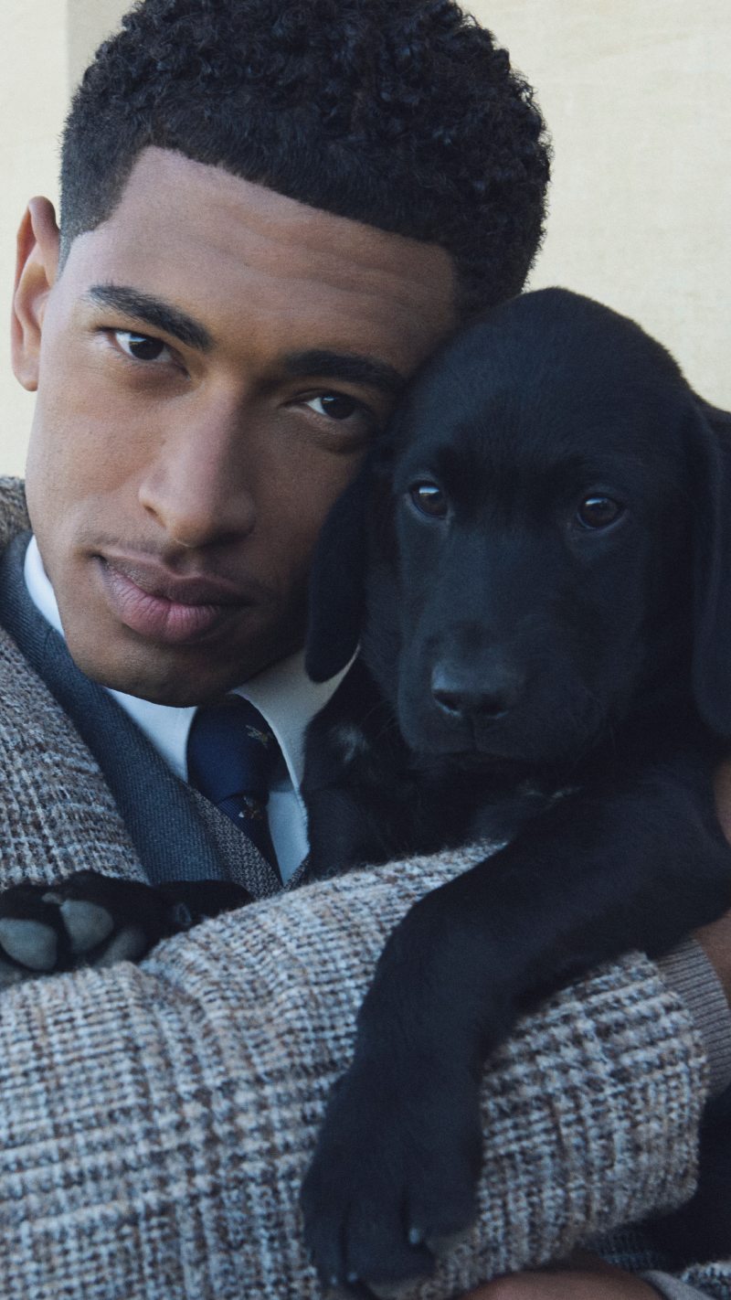 Callum Turner y Bellingham son los dandys de Louis Vuitton