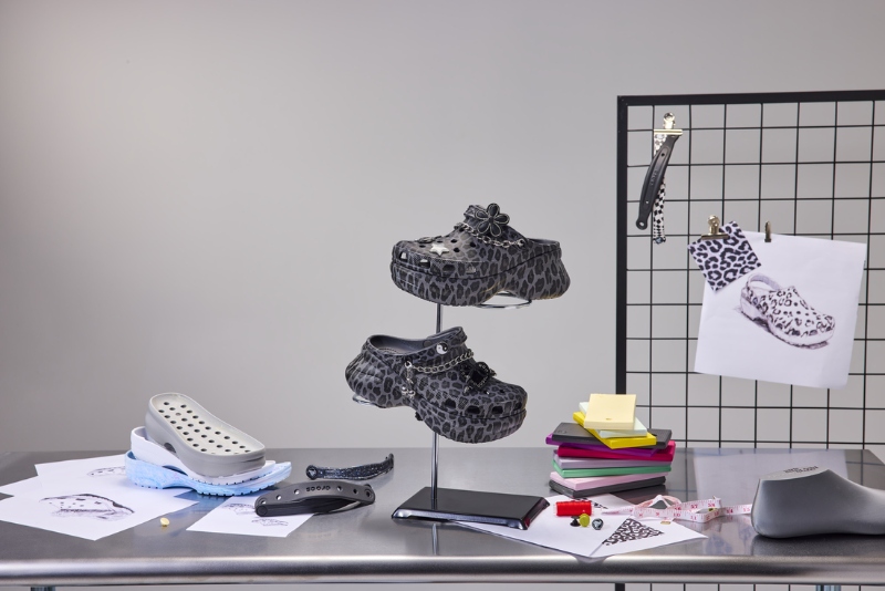 Crocs diseña botas con la comodidad de sus famosos zuecos