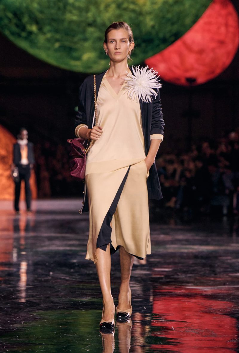 Tendencias de moda mujer desfiles Primavera Verano 2026