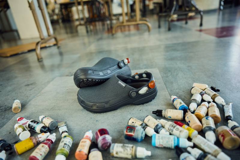 Crocs Classic Crafted U nuevo modelo de zuecos con lona