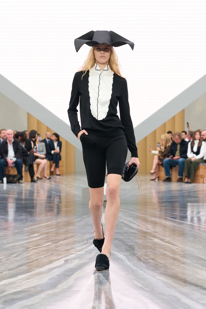 El nuevo armario de la mujer Dior unifica la nueva era