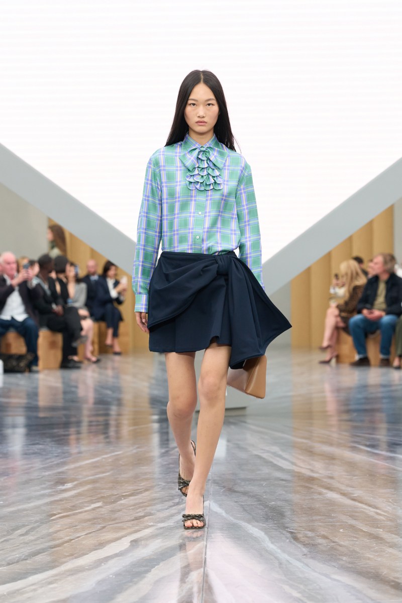 El nuevo armario de la mujer Dior unifica la nueva era