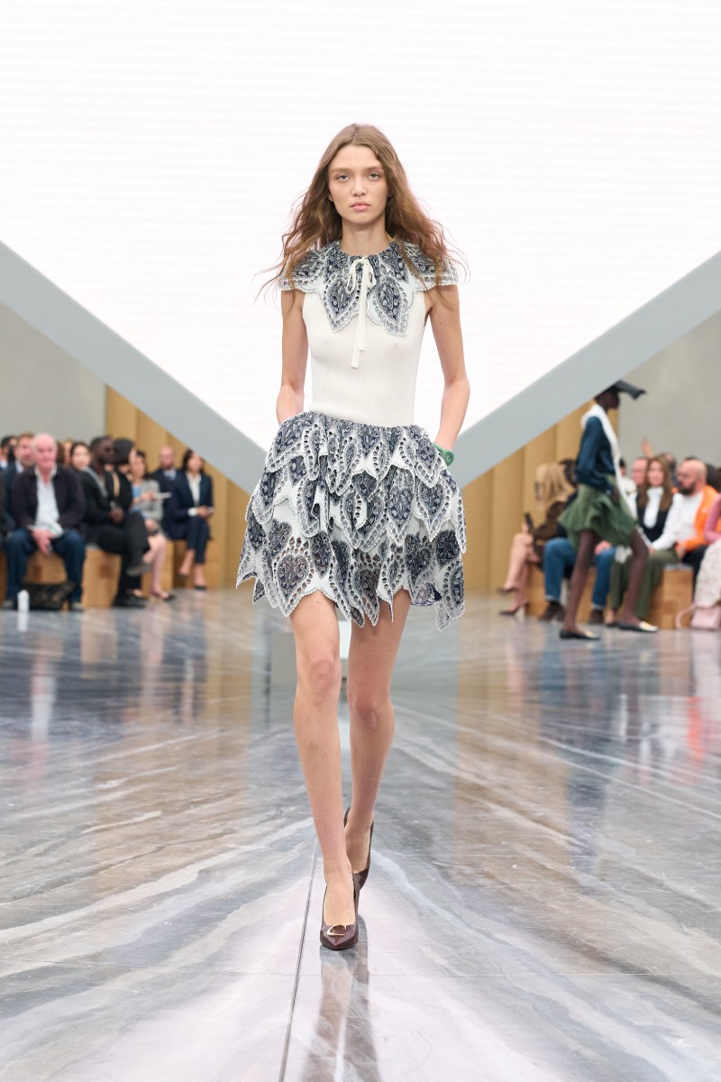 El nuevo armario de la mujer Dior unifica la nueva era