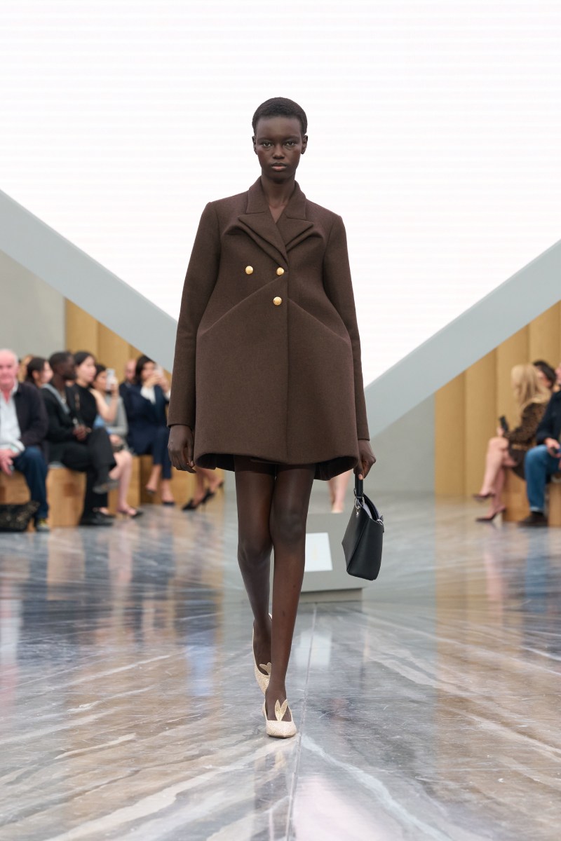 El nuevo armario de la mujer Dior unifica la nueva era