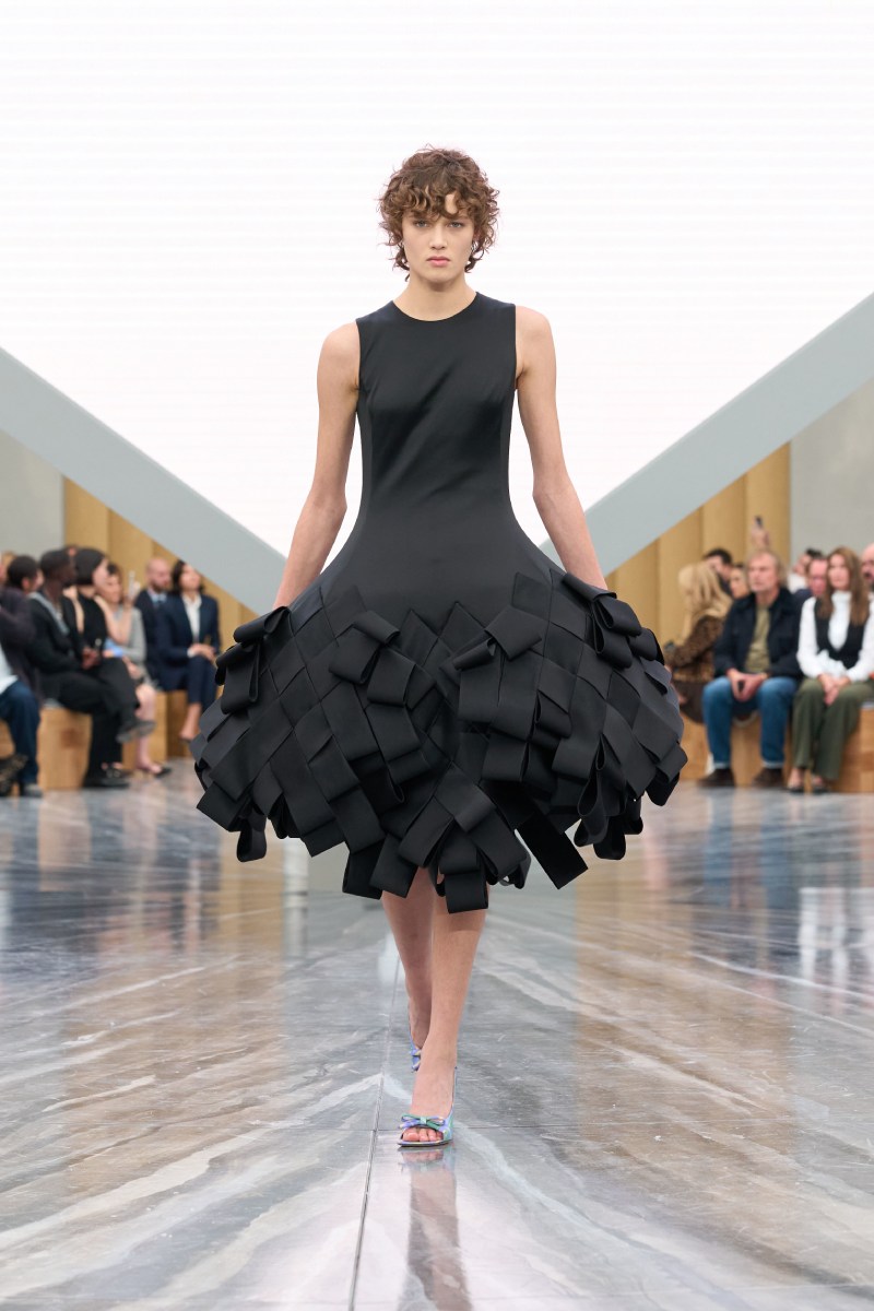 El nuevo armario de la mujer Dior unifica la nueva era