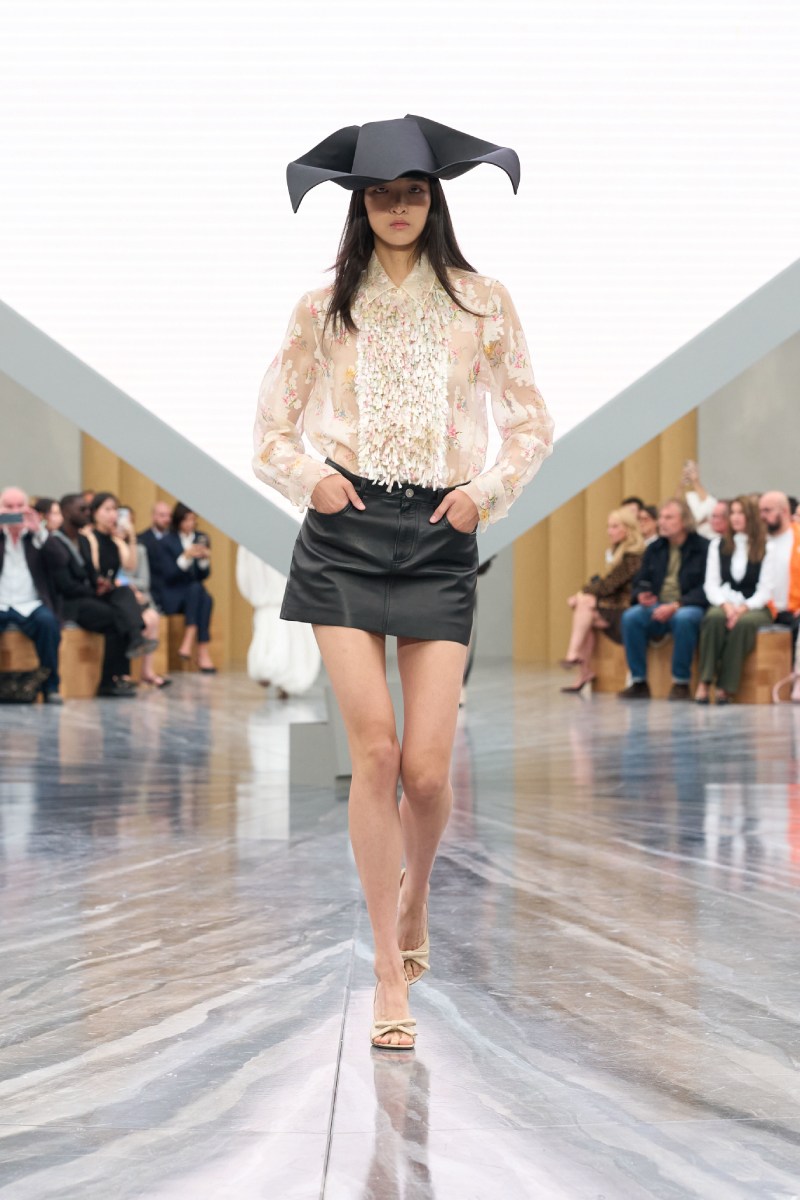 El nuevo armario de la mujer Dior unifica la nueva era