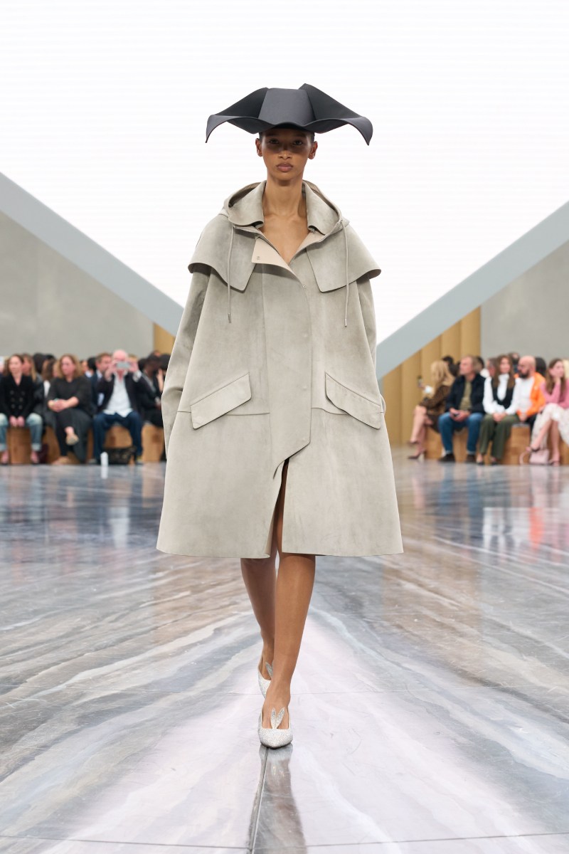 El nuevo armario de la mujer Dior unifica la nueva era