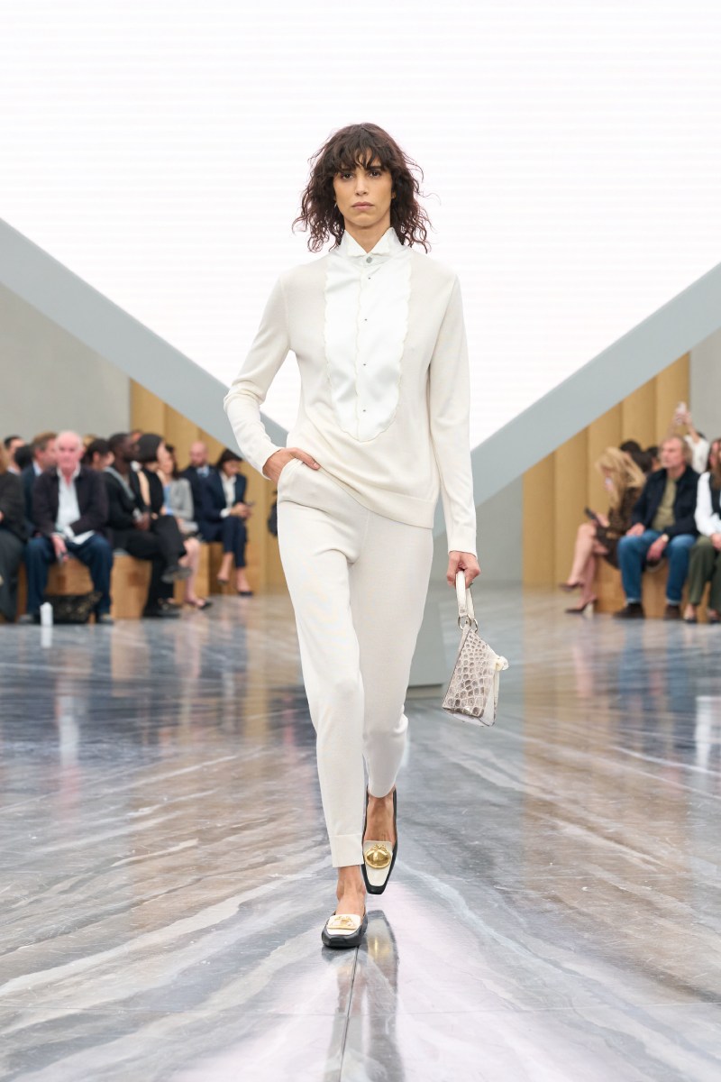 El nuevo armario de la mujer Dior unifica la nueva era