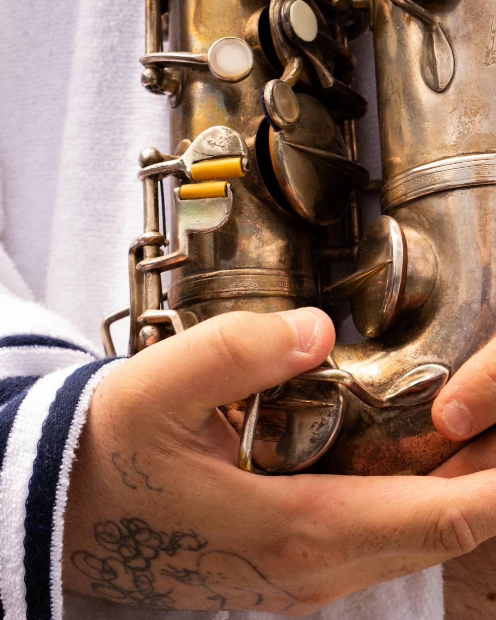 escandaloso exposito grandes exitos jazz musica urbana rap hip hop saxo 