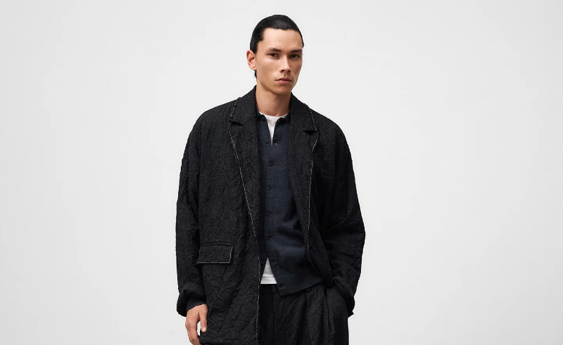 estilo Ilia Topuria nueva campaña Adolfo Domínguez