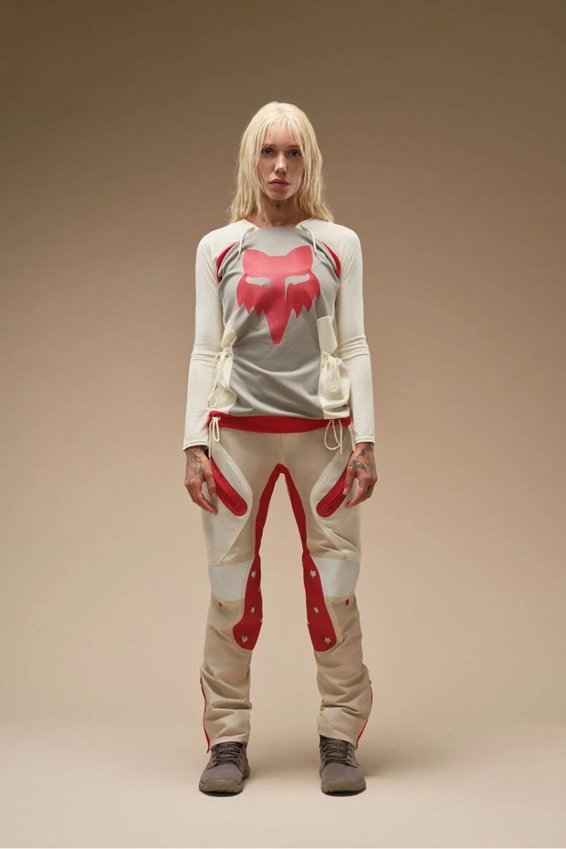 Kiko Kostadinov convierte el motocross de Fox en motorcore