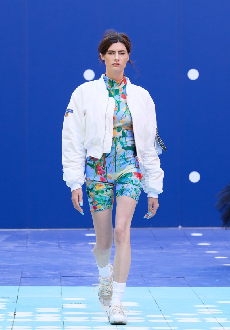 Ksenia Schnaider continúa radicalizando el denim para ss26