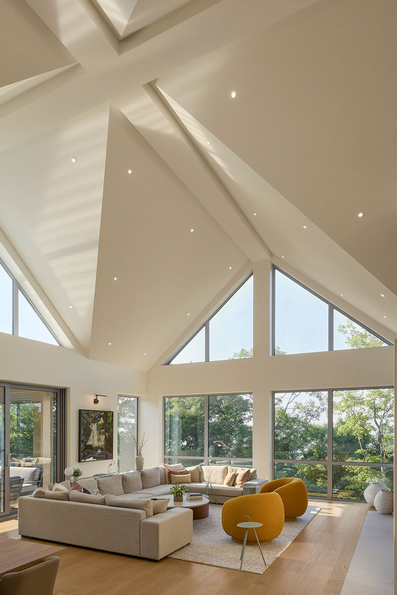 La Croix: casa de Luc Plante que desciende por la montaña