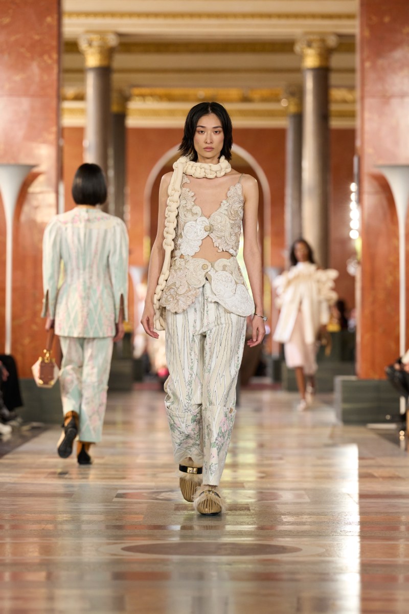 Tendencias pasarelas Primavera Verano 2026 mujer