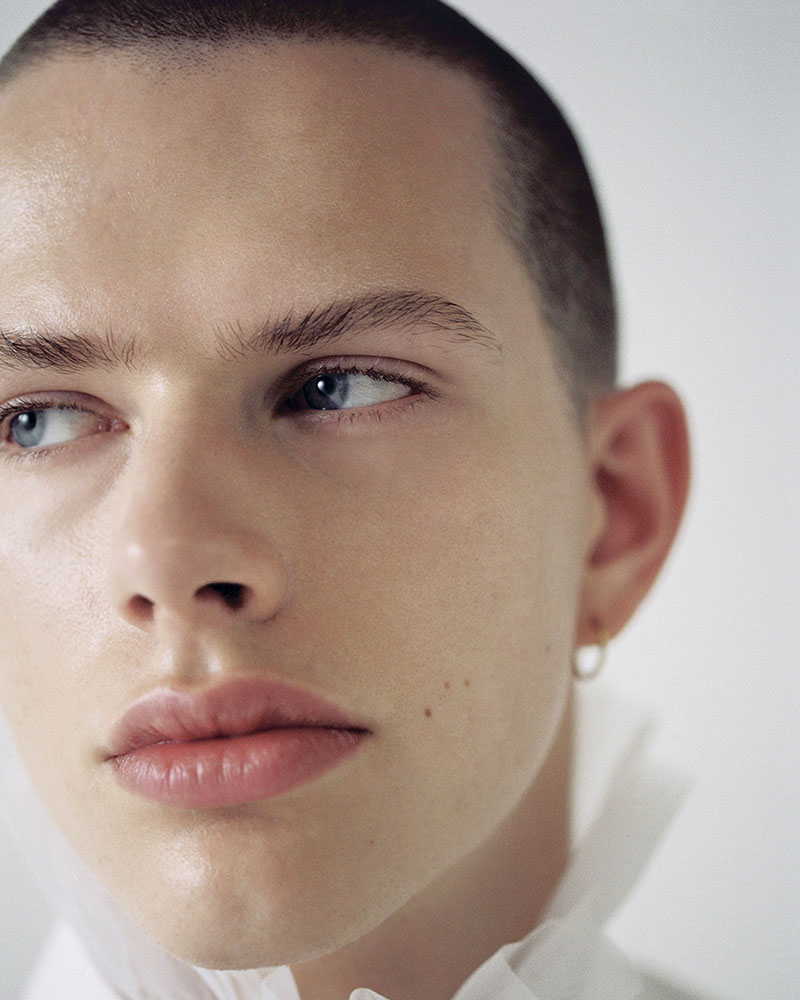 Models Room, editorial de moda y mobiliario: uno de los modelos de este reportaje