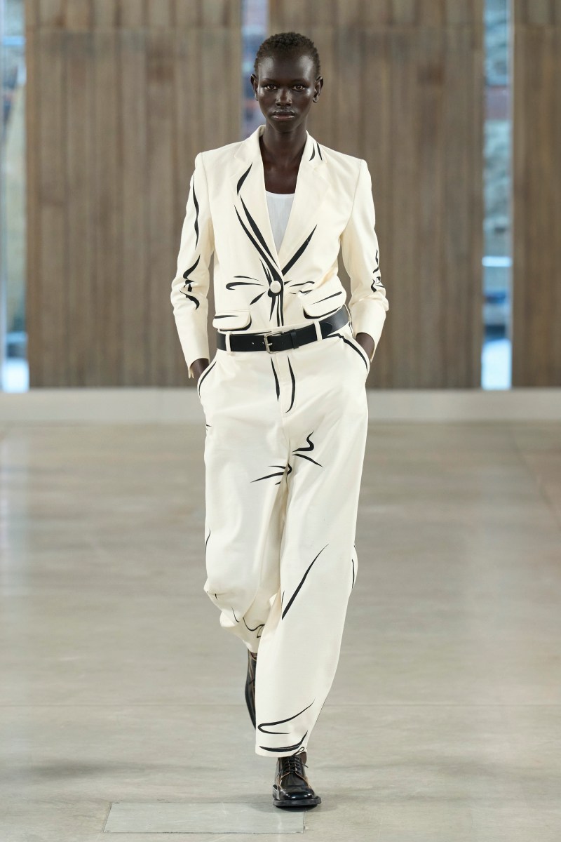 Moschino ss26 nueva colección de mujer