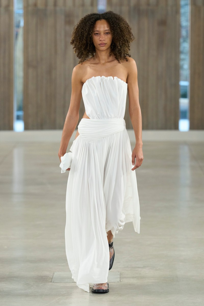 Moschino ss26 nueva colección de mujer