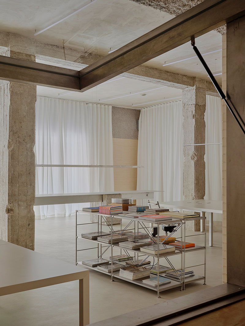 Premios Coam 2025: el Premio Emergente destacó a Estudio Diir -David Meana, Ignacio Navarro, Iñigo Palazón y Ricardo Fernández- por Espacio Diir