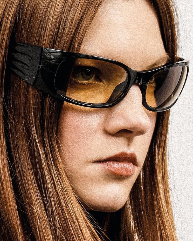 Alain Mikli subvierte los iconos de Ray-Ban con vanguardia